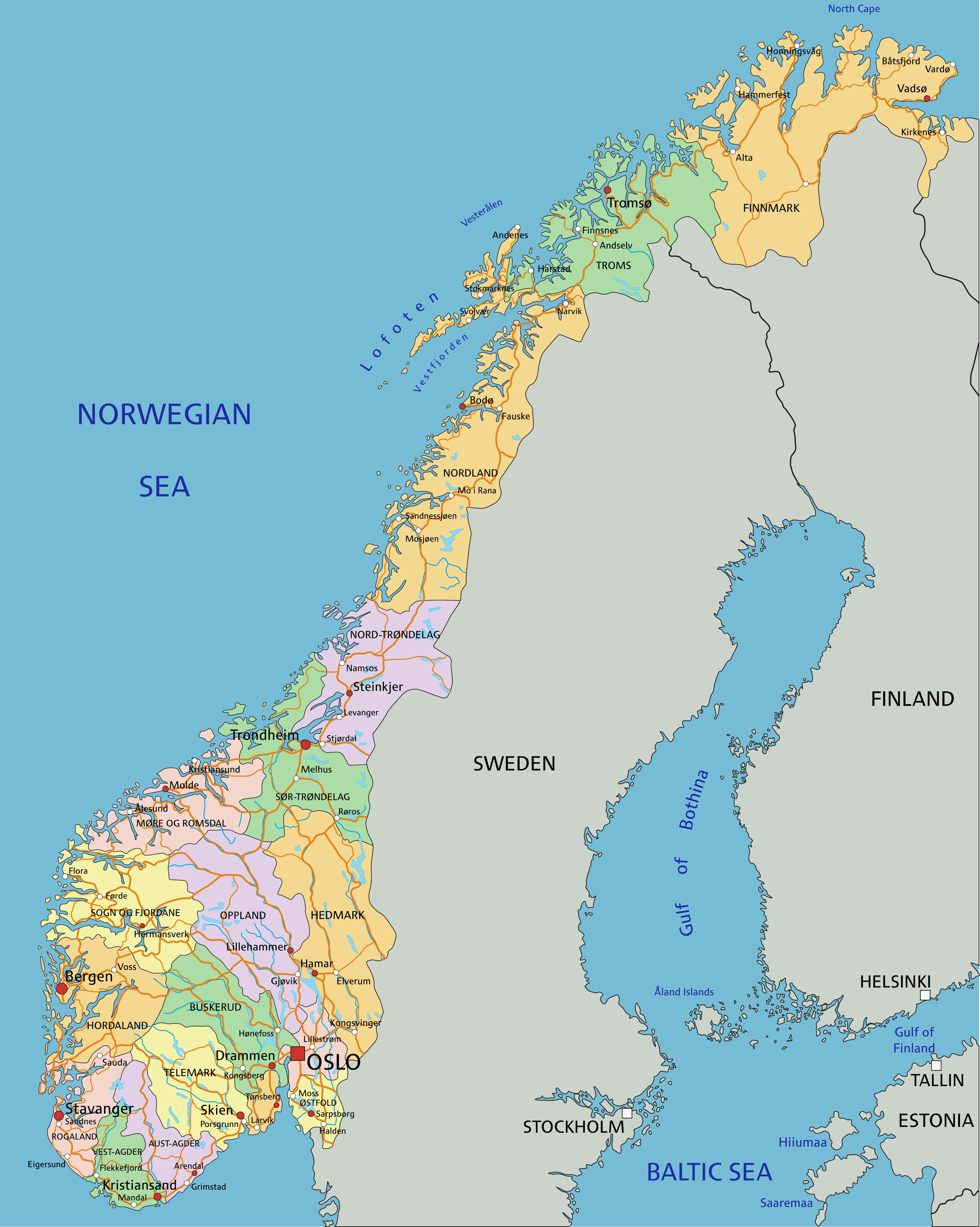 Mapa general de Noruega con condados, carreteras y ciudades principales